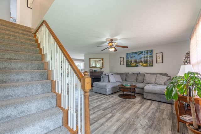 207 Clover Pointe Drive, Somerset, KY 42503
