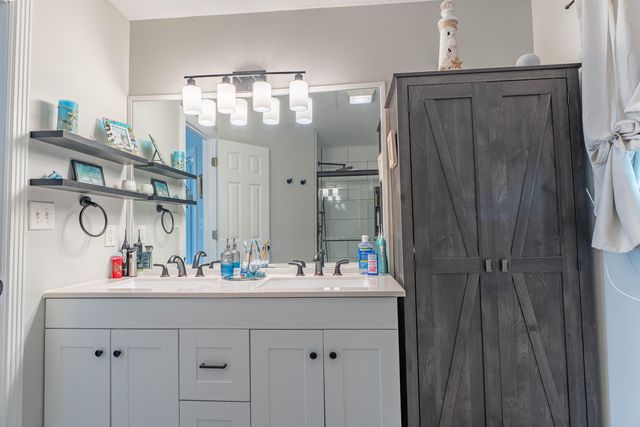207 Clover Pointe Drive, Somerset, KY 42503