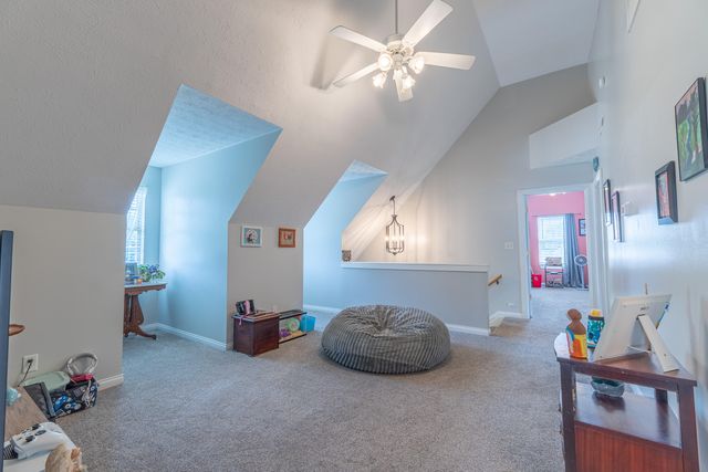 207 Clover Pointe Drive, Somerset, KY 42503