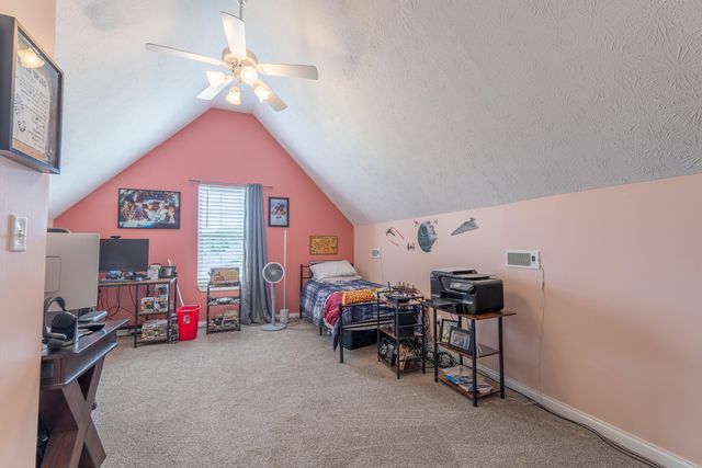 207 Clover Pointe Drive, Somerset, KY 42503