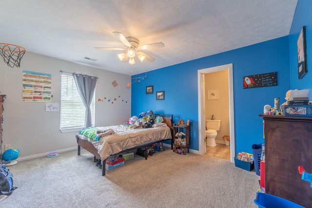 207 Clover Pointe Drive, Somerset, KY 42503
