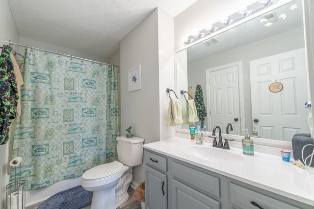 207 Clover Pointe Drive, Somerset, KY 42503