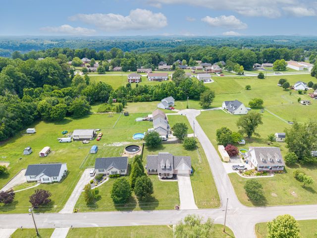 207 Clover Pointe Drive, Somerset, KY 42503