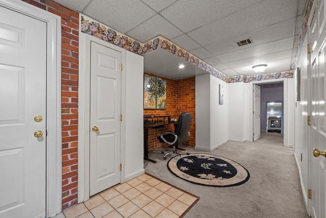 110 South Avenue 4, Whitman, MA 02382