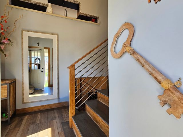 126 Borris Circle, Streamwood, IL 60107