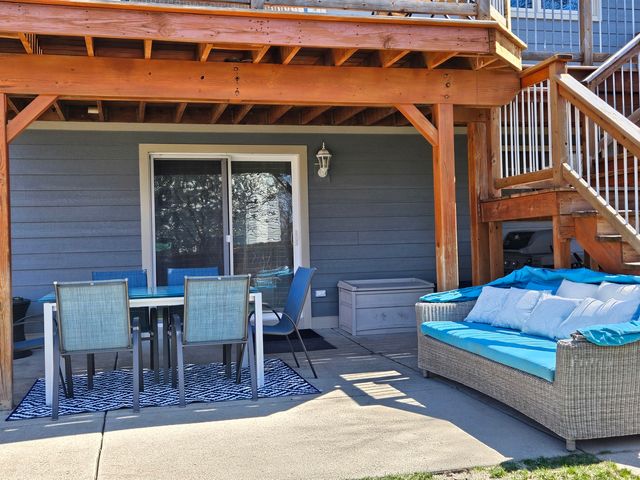 126 Borris Circle, Streamwood, IL 60107