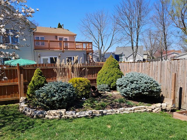 126 Borris Circle, Streamwood, IL 60107