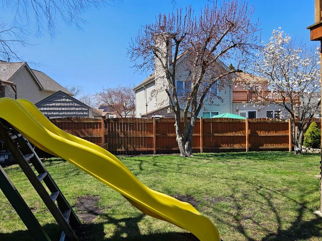 126 Borris Circle, Streamwood, IL 60107