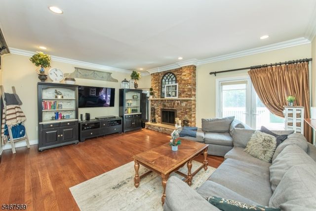 11 Flanders Dr, Montville Twp., NJ 07058