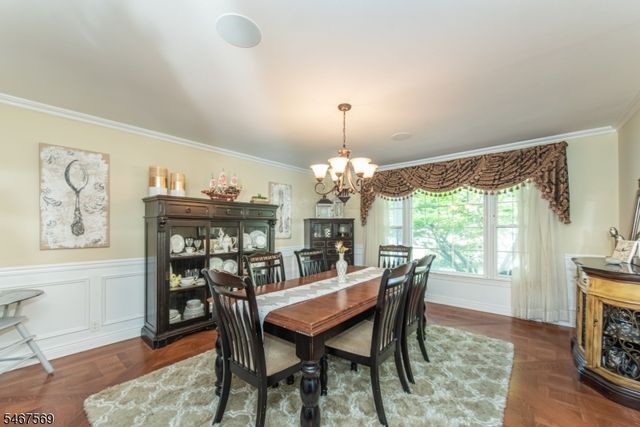 11 Flanders Dr, Montville Twp., NJ 07058