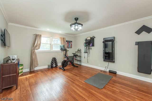 11 Flanders Dr, Montville Twp., NJ 07058