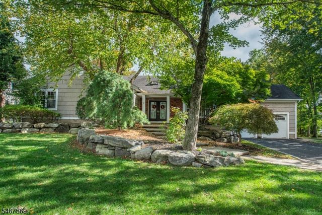 11 Flanders Dr, Montville Twp., NJ 07058