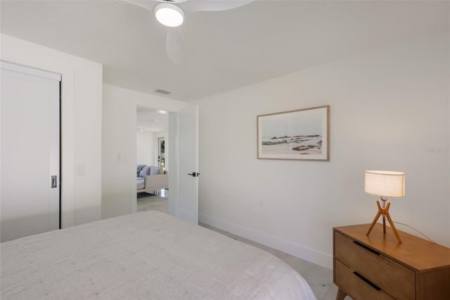 214 85TH STREET, Holmes Beach, FL 34217