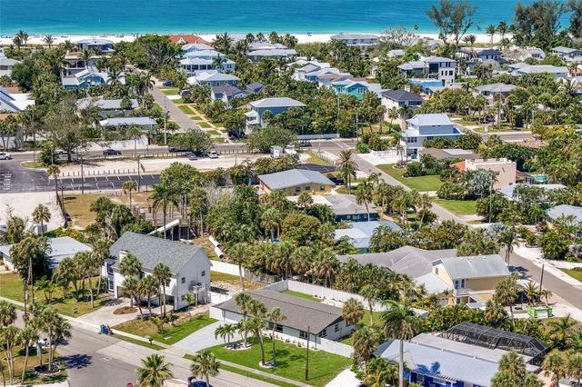 214 85TH STREET, Holmes Beach, FL 34217