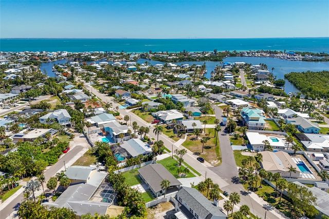214 85TH STREET, Holmes Beach, FL 34217