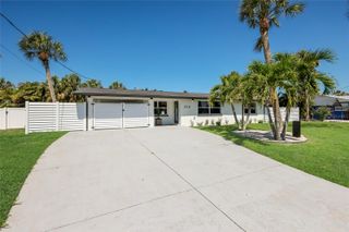 214 85TH STREET, Holmes Beach, FL 34217
