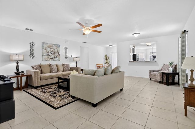 345 RED KITE DR, Groveland, FL 34736