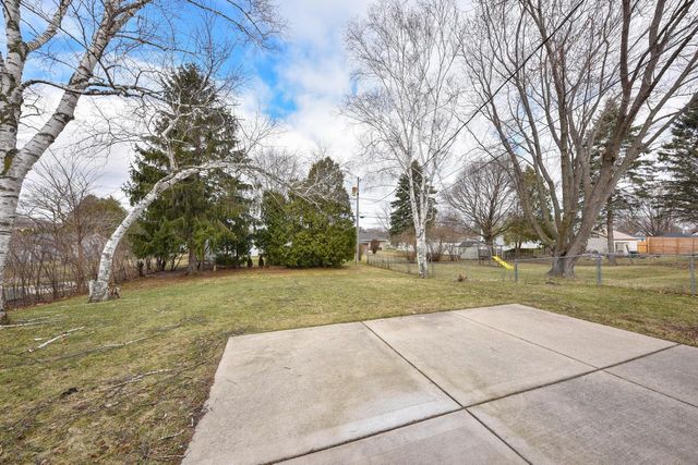 1115 2nd AVENUE, Grafton, WI 53024