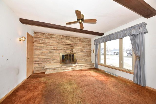 1115 2nd AVENUE, Grafton, WI 53024