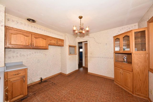 1115 2nd AVENUE, Grafton, WI 53024