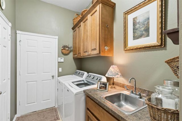 1621 Four Lakes Drive, Blanchard, OK 73010