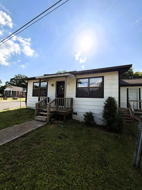 161 Elm Street, Trion, GA 30753