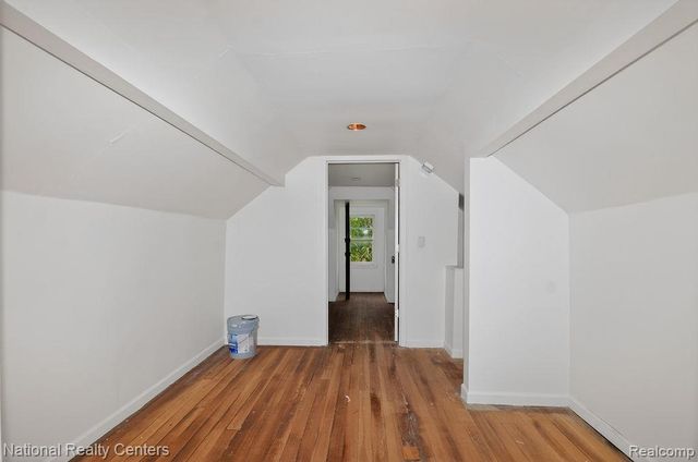 15105 Maplewood Avenue, Eastpointe, MI 48021