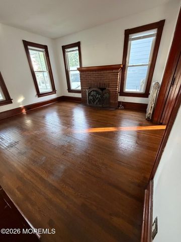 92 Broadway A, Keyport, NJ 07735