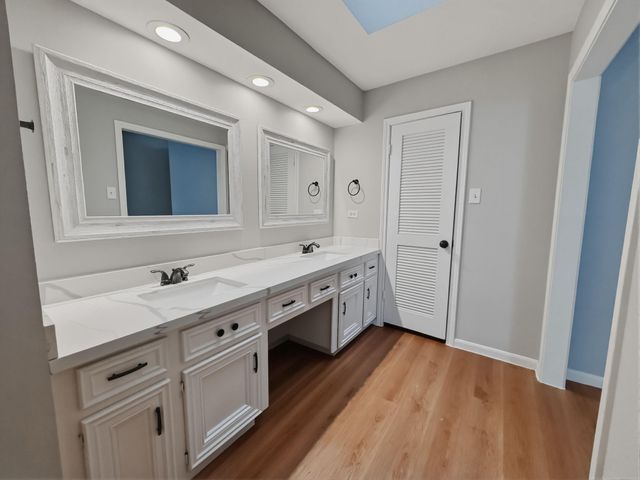 168 Old Bridge Lake Street, Houston, TX 77069