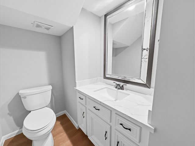 168 Old Bridge Lake Street, Houston, TX 77069