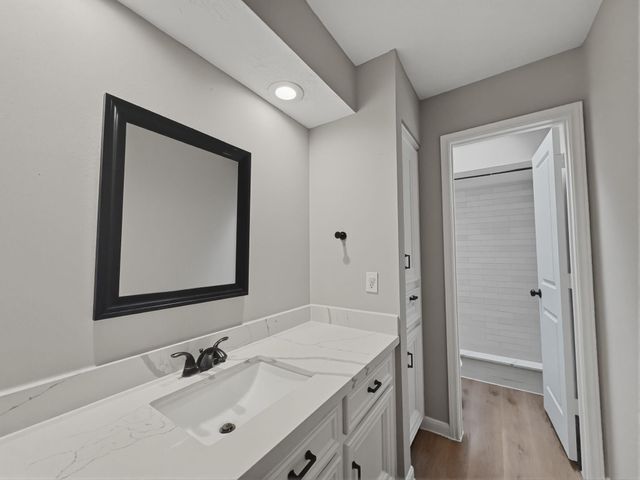 168 Old Bridge Lake Street, Houston, TX 77069