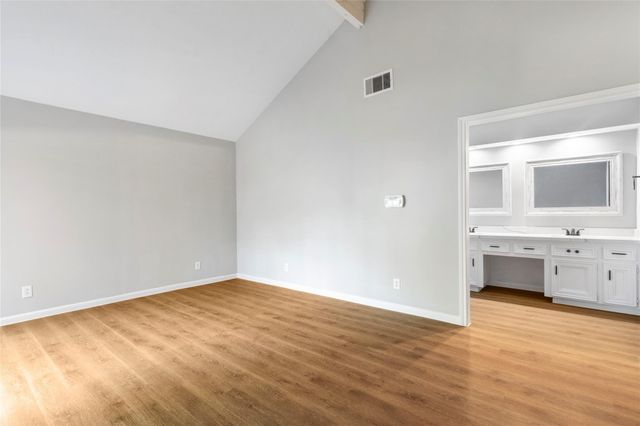 168 Old Bridge Lake Street, Houston, TX 77069