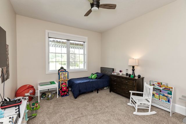 1055 Golden Leaf Drive, Martinsville, IN 46151