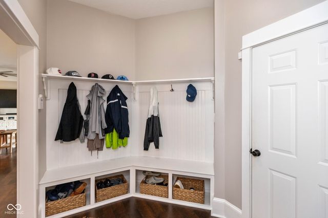 1055 Golden Leaf Drive, Martinsville, IN 46151