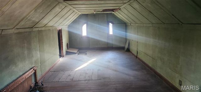 6025 W Cabanne Place, St Louis, MO 63112