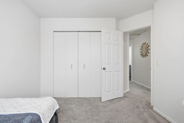 8864 Spring Lane, Woodbury, MN 55125