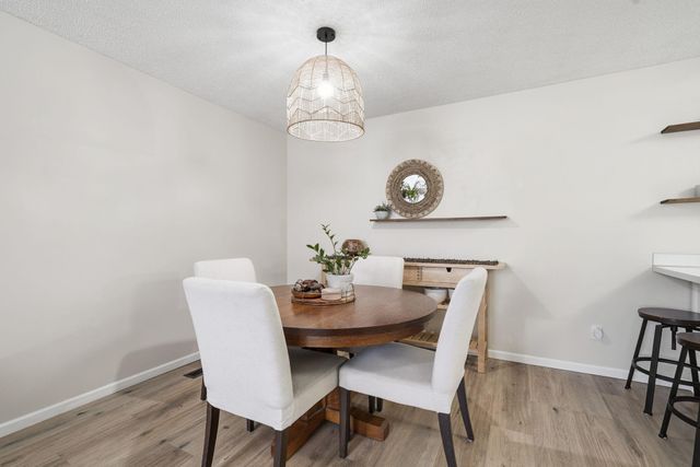 8864 Spring Lane, Woodbury, MN 55125