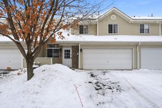 8864 Spring Lane, Woodbury, MN 55125