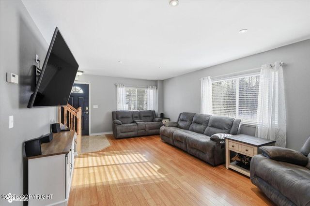 2918 N Woodfield Drive, Wasilla, AK 99654