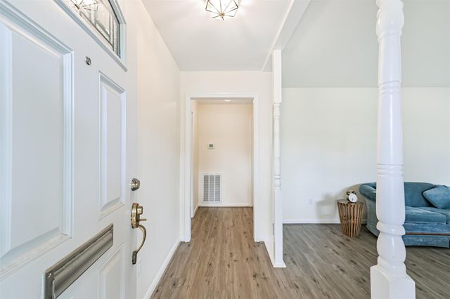 15415 Saint Cloud Drive, Houston, TX 77062