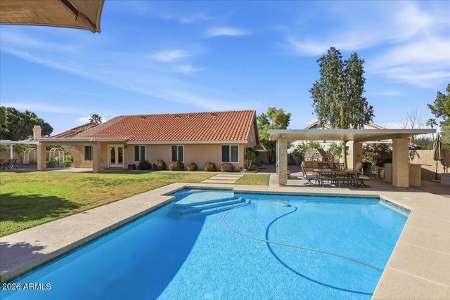 1511 W Corona Drive, Chandler, AZ 85224