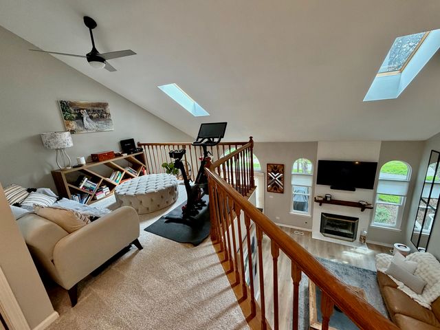 1353 Ridgefield Circle 1353, Carol Stream, IL 60188