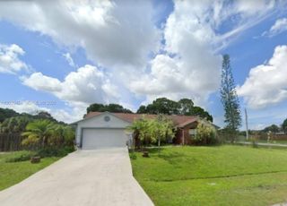 1198 SW Ingrassina Ave, Port St. Lucie, FL 34953