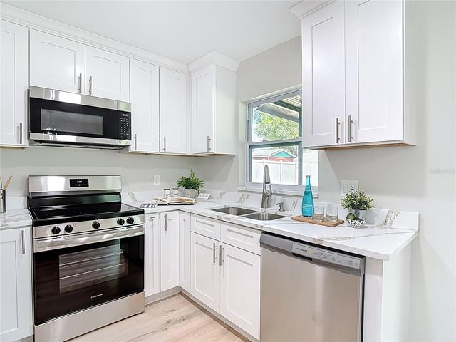 14031 ARBOR KNOLL CIRCLE, Tampa, FL 33625