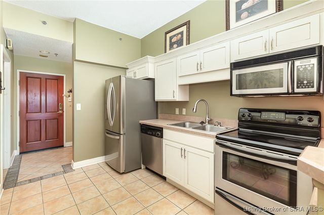 1 Riverpointe Plaza 520, Jeffersonville, IN 47130