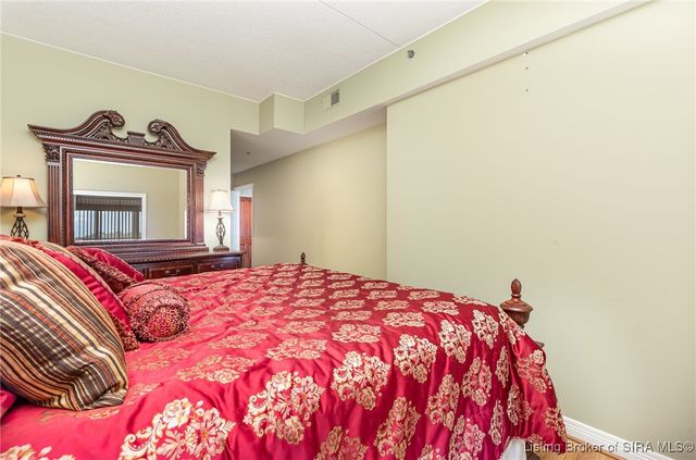 1 Riverpointe Plaza 520, Jeffersonville, IN 47130