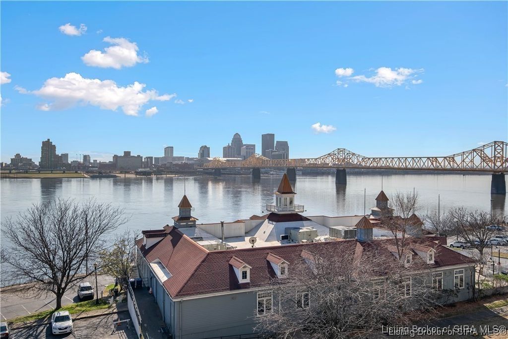 1 Riverpointe Plaza 520, Jeffersonville, IN 47130