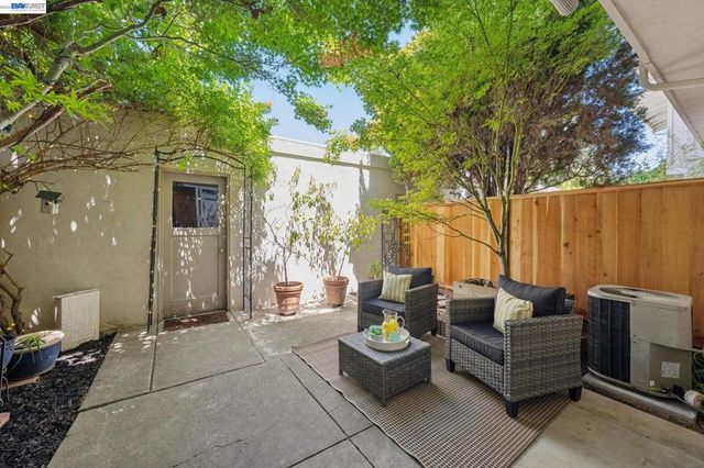 1814 Wildbrook Ct C, Concord, CA 94521