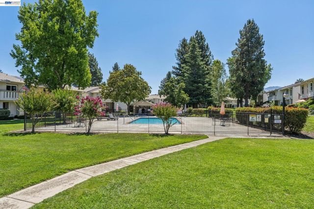 1814 Wildbrook Ct C, Concord, CA 94521