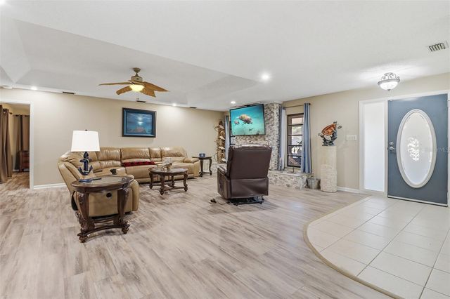 59 CYPRESS BOULEVARD W, Homosassa, FL 34446